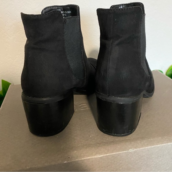 Maurices Chelsea Boot - Black - Picture 2 of 4